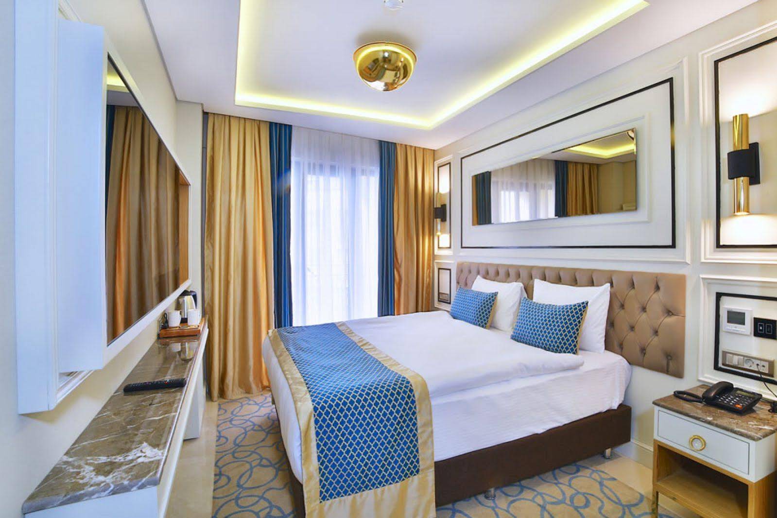 قیمت هتل در استانبول میدان تقسیم 